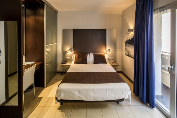 Hotel first line in Lloret de Mar (Spain)