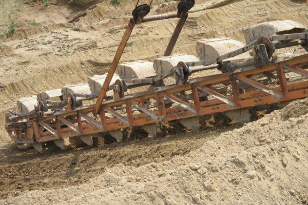 Кирпичный завод с карьером глины в Черкасской области