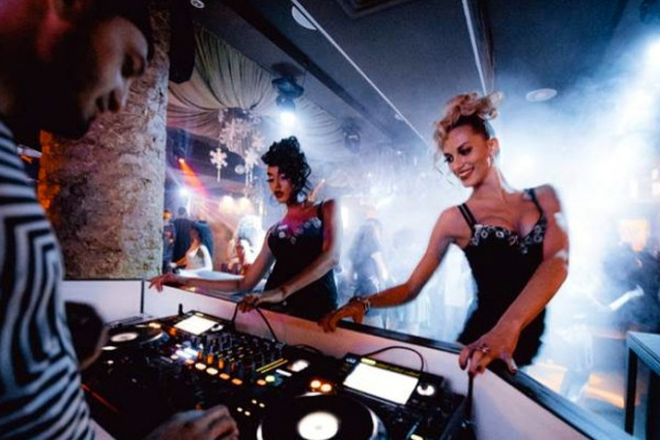 Night club and restaurant in Kiev for sale