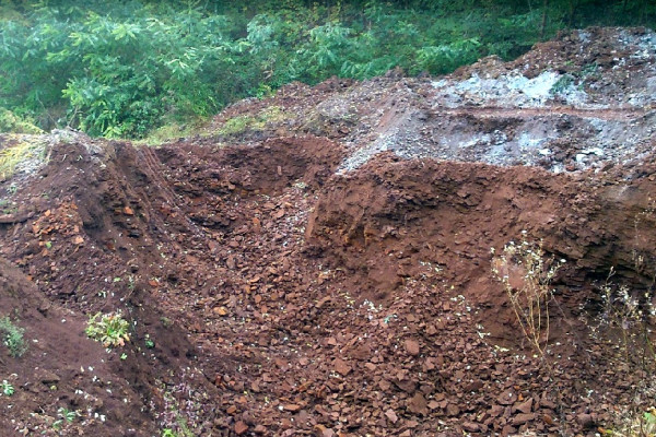 Saponite mining and saponite flour production