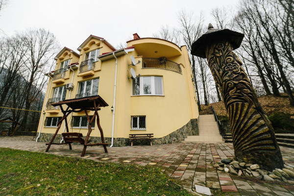 Hotel at resort Shayan