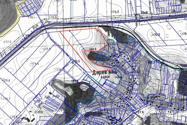 Land plot for elevator or logistics complex