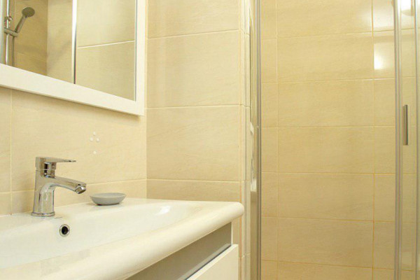 Roksolana hotel in Zaliznyi Port (Zhelezny Port)