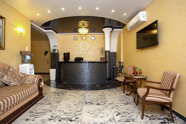 Roksolana hotel in Zaliznyi Port (Zhelezny Port)