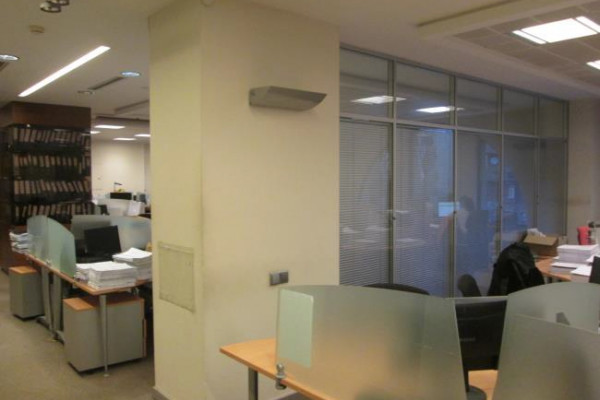 Продажа офисных помещений в г. Киеве на пл. Победы