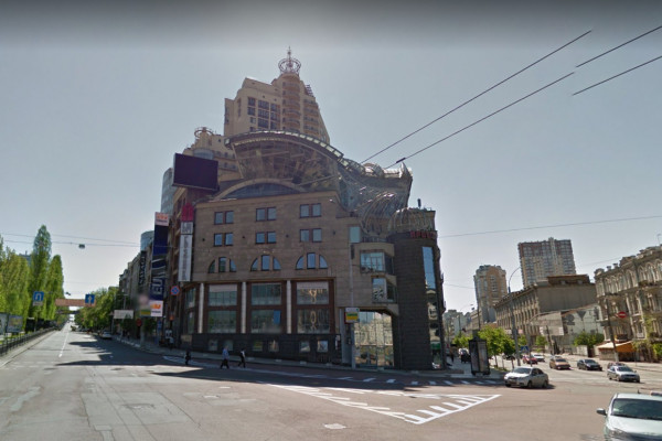 Продажа офисных помещений в г. Киеве на пл. Победы