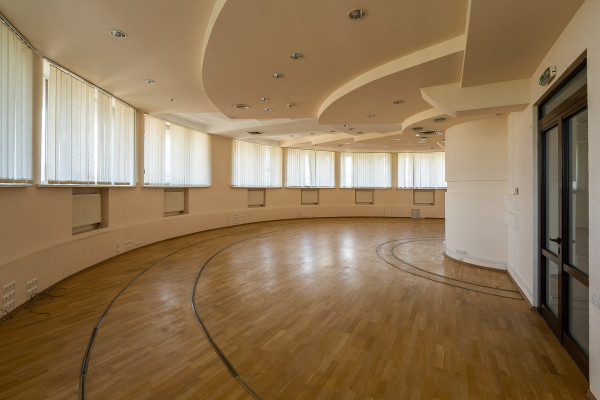 Ready-made rental business in the field of commercial real estate (retail and office) in Odessa