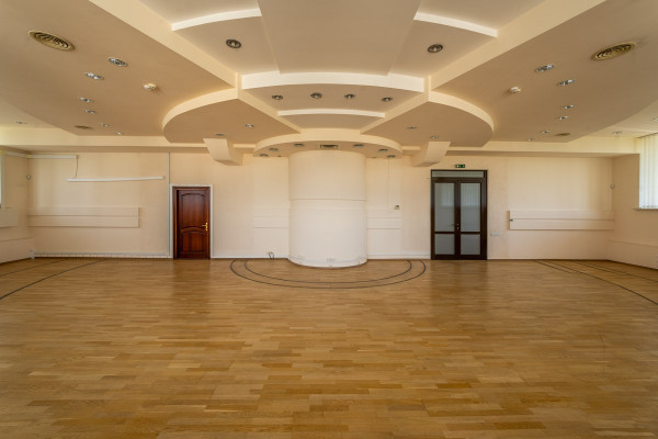 Ready-made rental business in the field of commercial real estate (retail and office) in Odessa