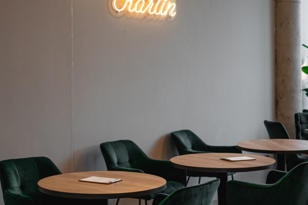 Продается прибыльная сеть ресторанов-бистро Bowlers в Праге