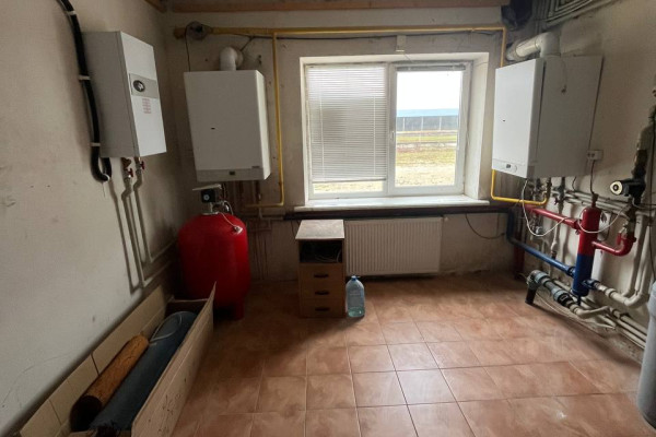 Продаж промислово-складського комплексу 8400 м2, 6,4 га, Тернопільська область