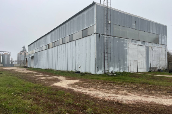 Продаж промислово-складського комплексу 8400 м2, 6,4 га, Тернопільська область
