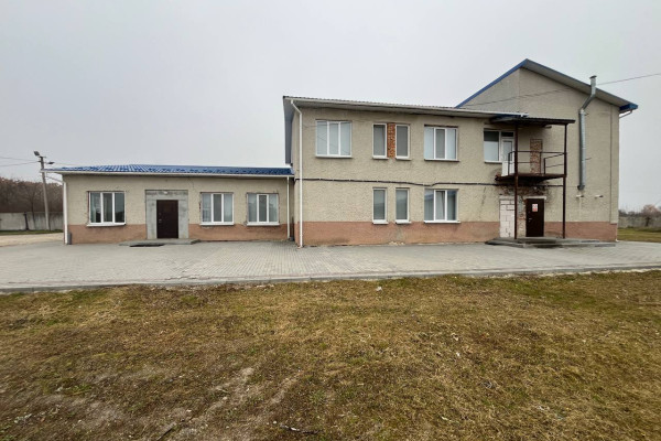 Продаж промислово-складського комплексу 8400 м2, 6,4 га, Тернопільська область