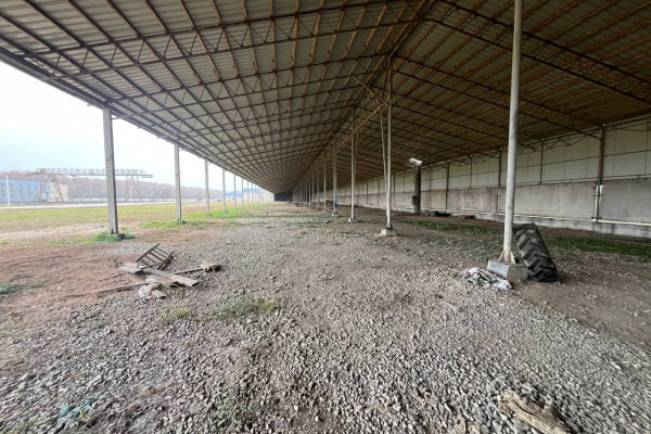 Продаж промислово-складського комплексу 8400 м2, 6,4 га, Тернопільська область