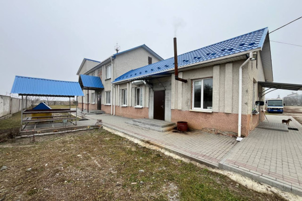 Продаж промислово-складського комплексу 8400 м2, 6,4 га, Тернопільська область