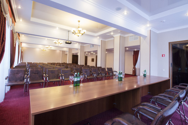 Приватизація: «Готель «Україна» у Києві