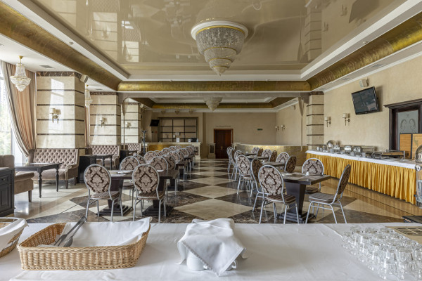 Приватизація: «Готель «Україна» у Києві