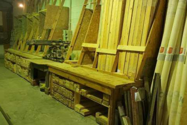 Продаж діючого бізнесу з виробництва бруса в Канаді