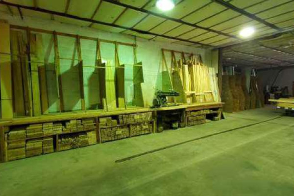 Продаж діючого бізнесу з виробництва бруса в Канаді