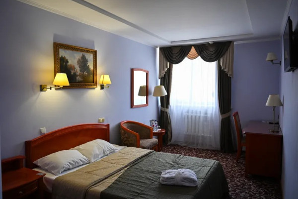 Приватизація «Готель «Козацький» у Києві