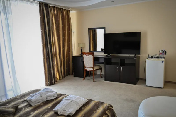 Приватизація «Готель «Козацький» у Києві