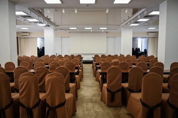 Приватизація «Готель «Козацький» у Києві