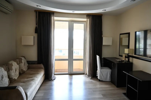 Приватизація «Готель «Козацький» у Києві