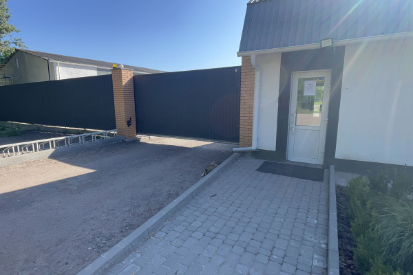 Продажа бизнеса: современное мясо-колбасное производство, сеть из 40+ магазинов у дома, логистика и сбыт