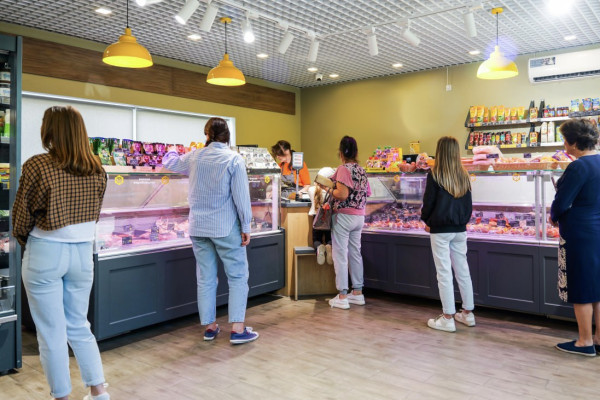 Продажа бизнеса: современное мясо-колбасное производство, сеть из 40+ магазинов у дома, логистика и сбыт