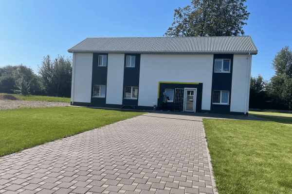 Продажа бизнеса: современное мясо-колбасное производство, сеть из 40+ магазинов у дома, логистика и сбыт