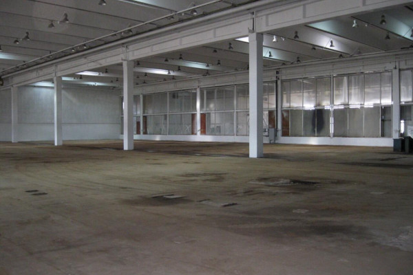 Продаж промислового комплексу 50 000 м2, 22 га, Київська область, Переяслав-Хмельницький