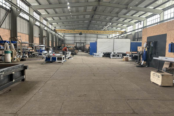 Продаж промислового комплексу 50 000 м2, 22 га, Київська область, Переяслав-Хмельницький