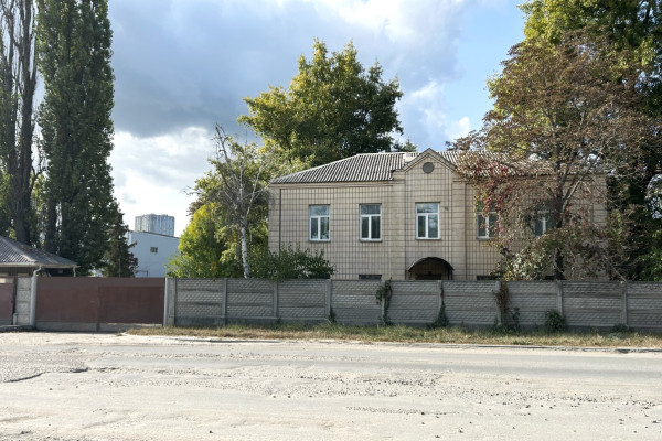 Продажа участка 1,14 га промышленного назначения в Киеве, Голосеевский район