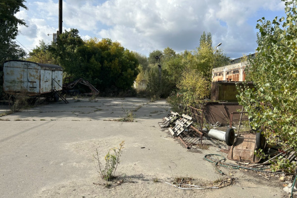 Продажа участка 1,14 га промышленного назначения в Киеве, Голосеевский район