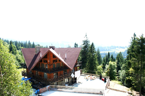 Продажа четырехэтажного коттеджа в Славско, Львовская область