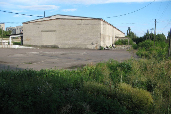 Продаж складської бази 2000 м2 в Дніпропетровській області, Верхньодніпровськ