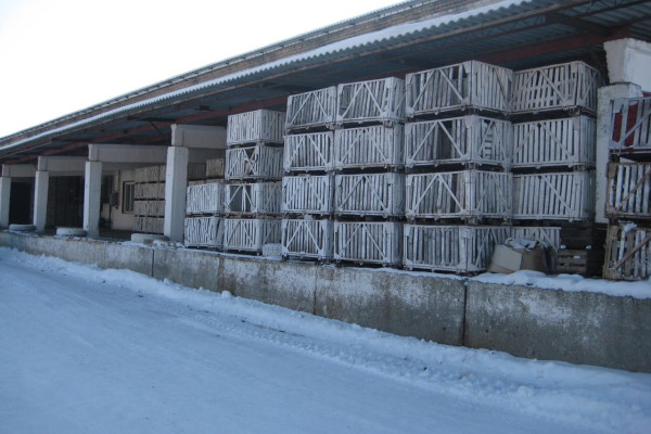 Продаж складської бази 2000 м2 в Дніпропетровській області, Верхньодніпровськ