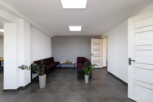 Продажа производственно-складского комплекса 1600 м2, 1,2 га, Львовская область