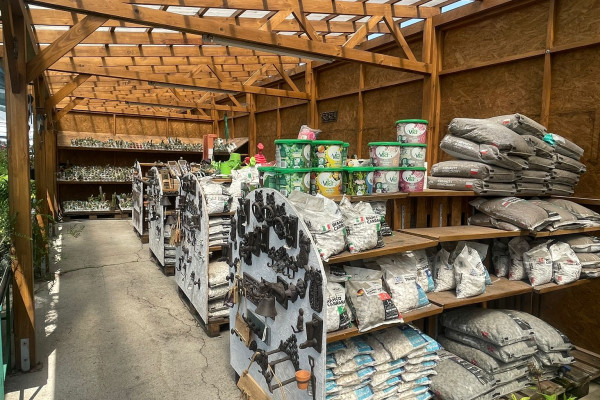 Продаж садового центру Gradina Mea у Молдові