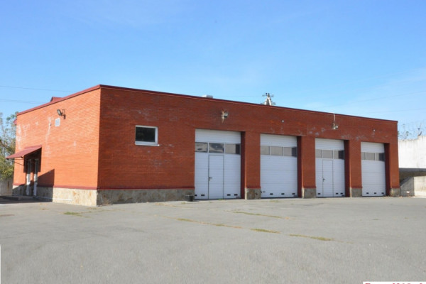 Продаж виробничо-складського комплексу 4 600 м2, 2.65 га + бізнес (вироби з акрилу) в Київській області