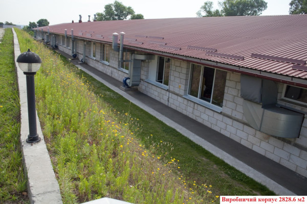 Продаж виробничо-складського комплексу 4 600 м2, 2.65 га + бізнес (вироби з акрилу) в Київській області