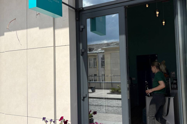 Продаж кав’ярні Secret Garden у центрі Києва 