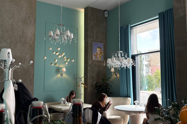 Продаж кав’ярні Secret Garden у центрі Києва 