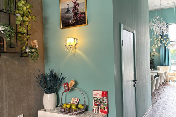 Продаж кав’ярні Secret Garden у центрі Києва 