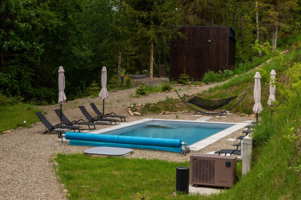 Продажа горного комплекса отдыха с действующим арендным бизнесом в Карпатах