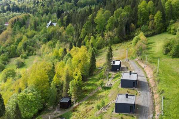 Продажа горного комплекса отдыха с действующим арендным бизнесом в Карпатах