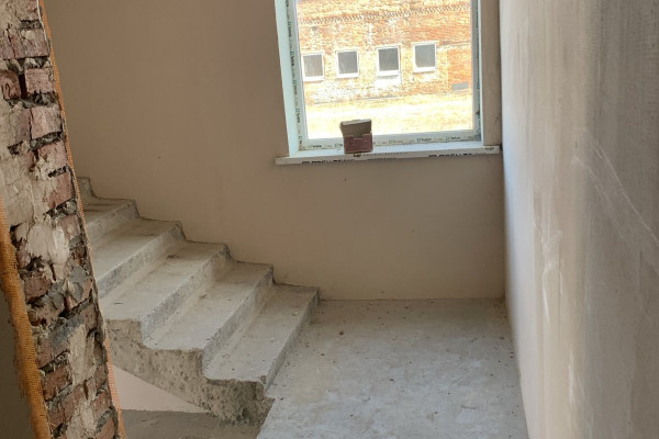 Продаж виробничо-складського приміщення 1961 м2 у Львівській області