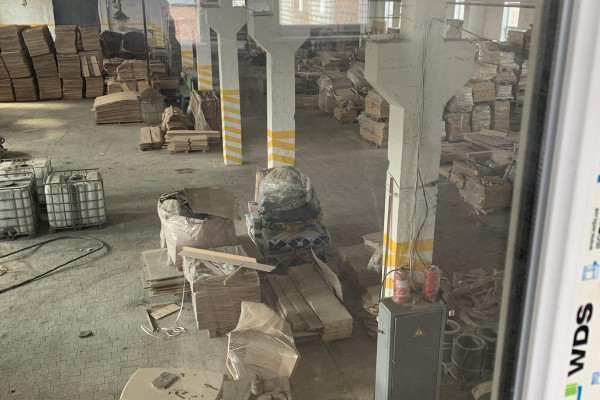 Продаж виробничо-складського приміщення 1961 м2 у Львівській області