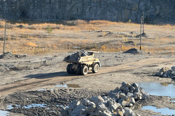 Продаж гранітного кар'єру подвійного призначення в Вінницькій області