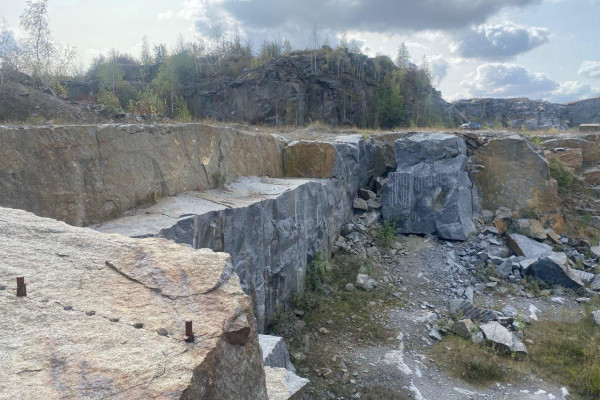 Продаж гранітного кар'єру подвійного призначення в Вінницькій області