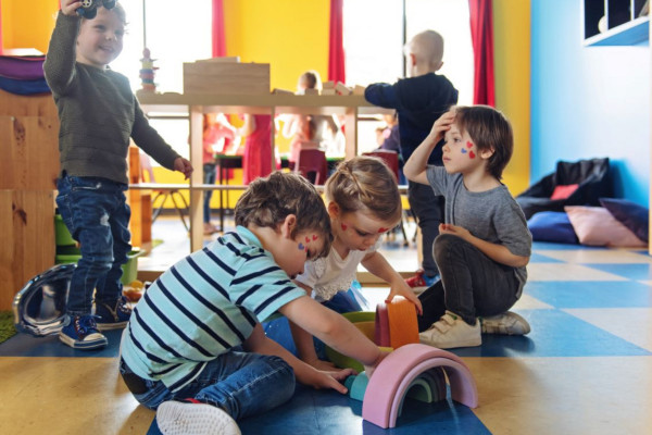 Продаж двох прибуткових дитячих садків у Києві